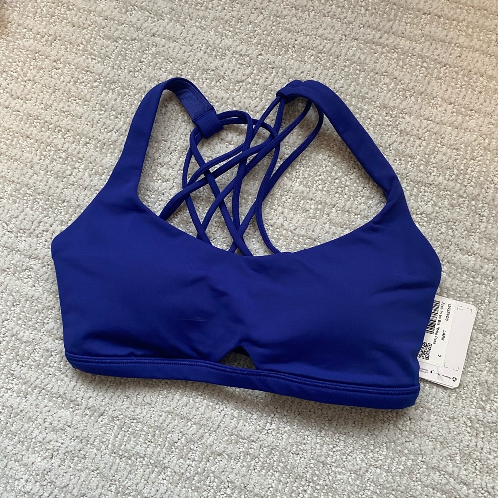 Lululemon Free to be bra Size 2
